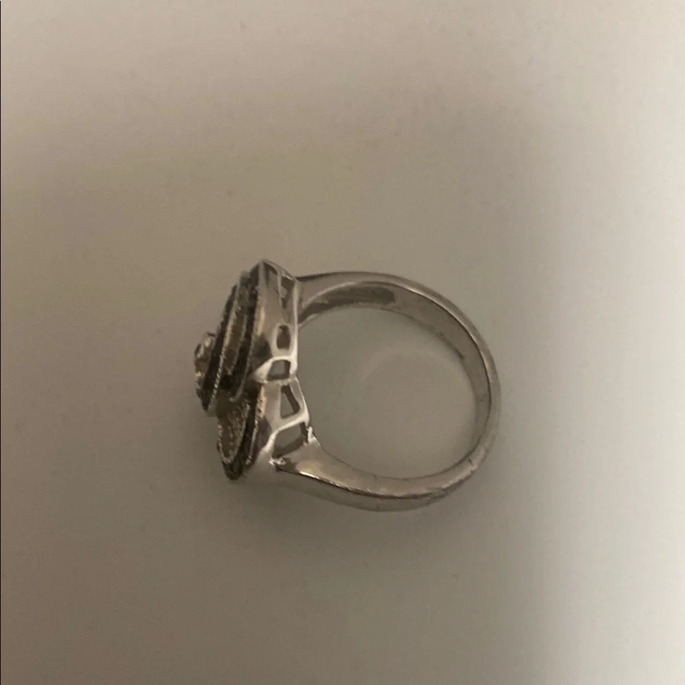 Silver and Black Spiral Gemstone Ring